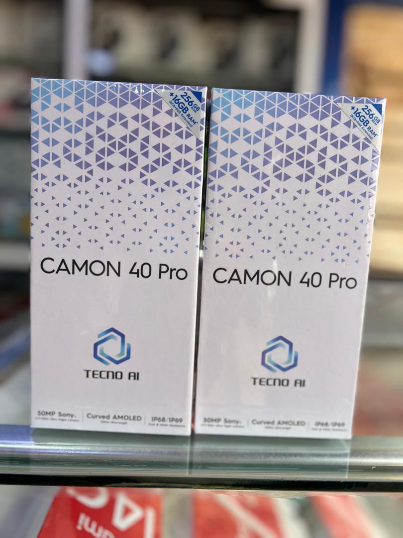 TECNO CAMON 40 Pro